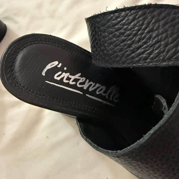 L Intervalle women’s black leather strappy 4” heels peep toe sandals size 6 - Picture 2 of 9